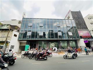 Toà nhà ngang 24m  hơn 1.300m2 sử dụng, gần ngã tư nguyễn văn trỗi số 23 trần huy liệu phú nhuận