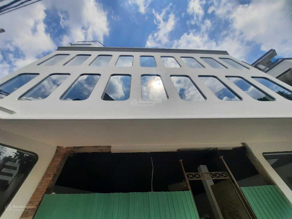 Dtsd hơn 300m2, ngang 12m  cho thuê nhà mặt tiền số 6 nguyễn đình chiểu, quận 1