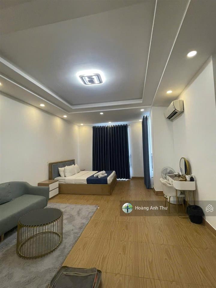 Mặt tiền nguyễn bá huân, thảo điền, quận 2 dt  7,5x25  204m2 nhà 4 tầng, hồ bơi