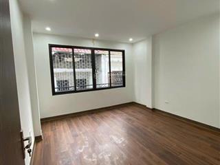 Chỉ 17,5 tỷ. nhà đẹp 5 tầng thang máy 41m2 ô tô tránh kinh doanh đỉnh trung tâm cầu giấy