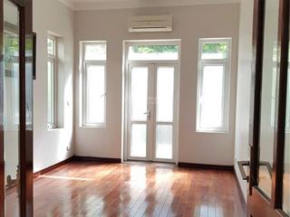Cho thuê nhà 4 tầng đường lê quang đạo, cạnh trường cấp 2 phú đô, ô tô đỗ cửa