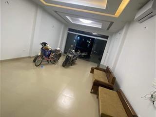 Cho thuê tòa nhà 7 tầng mặt phố hồng đô, cạnh sân mỹ đình, thông sàn, thang máy, mới