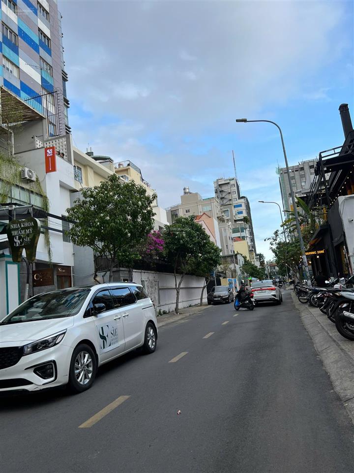 Bán gấp biệt thự đường phan kế bính, p. đa kao, quận 1. dt 9.5x20m, 2 lầu giá chỉ 59 tỷ 0932 369 ***