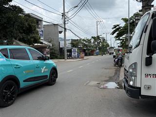 Bán đất mặt tiền đường hồ văn long đối diện trường cấp 3 bình tân 4 x 16m, 5,6 tỷ  xây dựng full