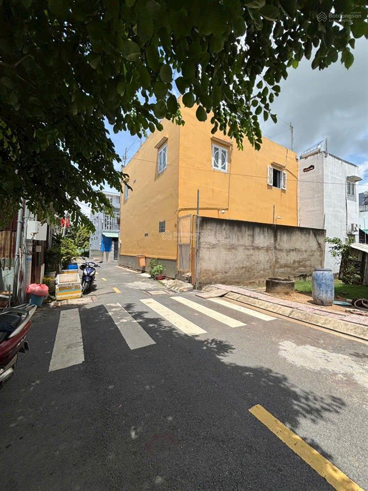 Bán đất nền đường nguyễn hữu trí tân túc bình chánh 50m2  2tỷ650  (bớt lộc)