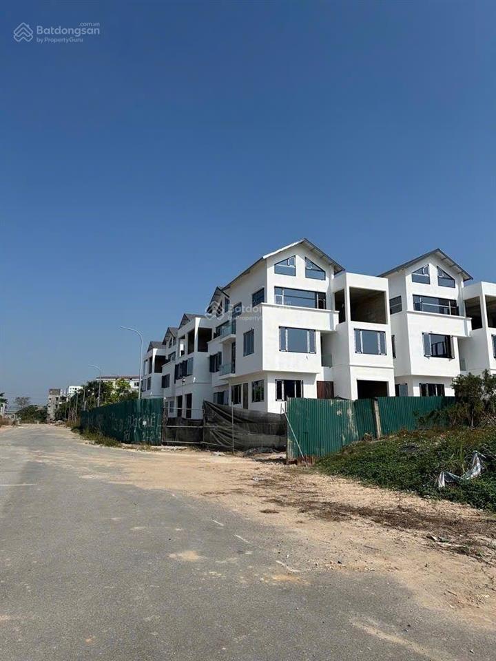 Xuân đỉnh! biệt thự  4 tầng 1 hầm  180m2  38.88 tỷ