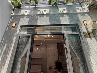 Chính chủ cần bán nhà ngay chợ hiệp bình