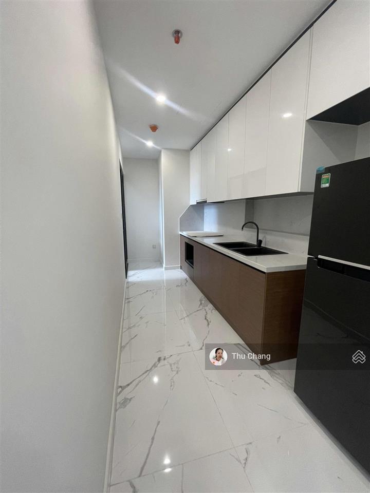 Cần bán gấp căn 3 phòng ngủ 89m2 sunshine city view quảng trường nội khu giá 9,6 tỷ