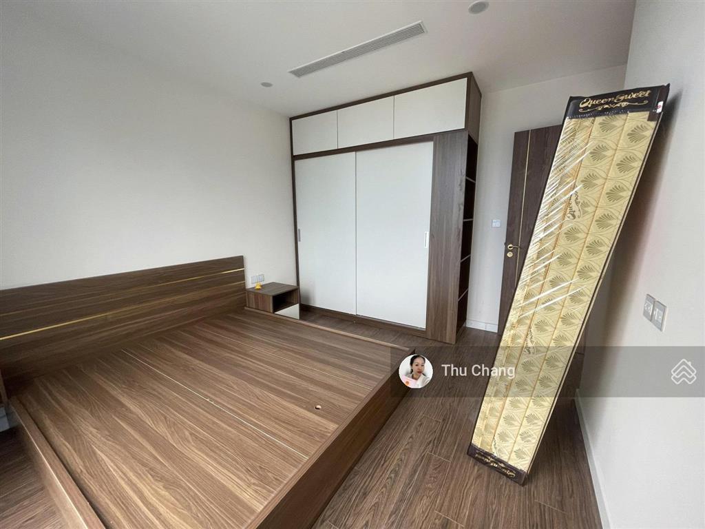 Cần bán gấp căn 3 phòng ngủ 89m2 sunshine city view quảng trường nội khu giá 9,6 tỷ