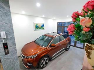 Phân lô 918 phúc đồng, lb, 61x4t, tm, vỉa hè, ô tô tránh, nội thất cao cấp, kd, giá tốt 18.8 tỷ.