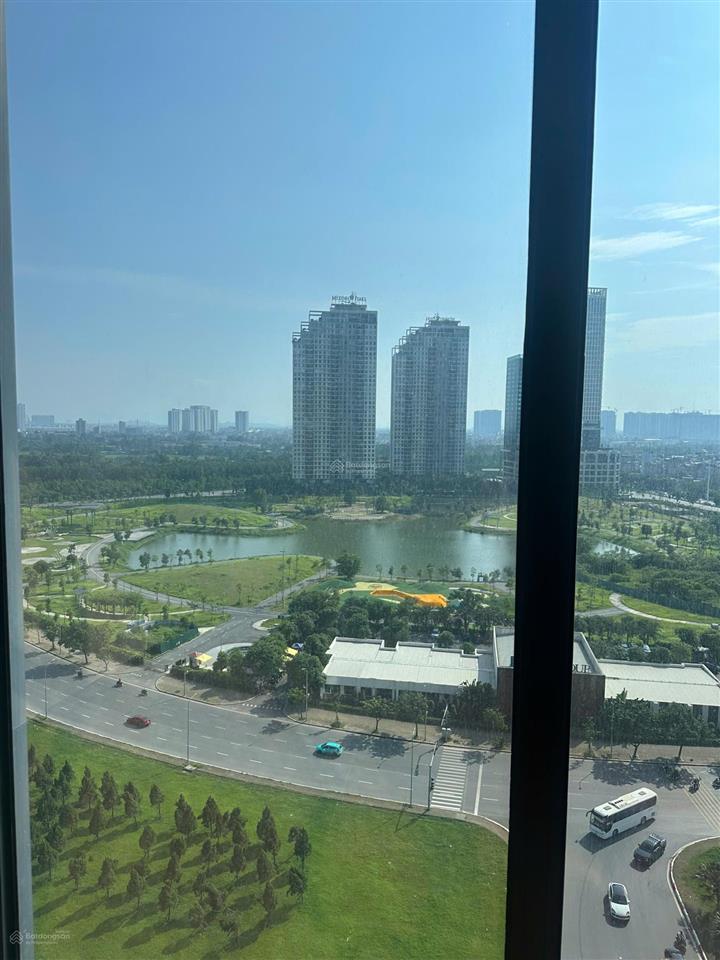 Cần bán 3pn 112m2 full nội thất sang xịn mịn view hồ the matrix one giá nhỉnh 10 tỷ.  0365 775 ***