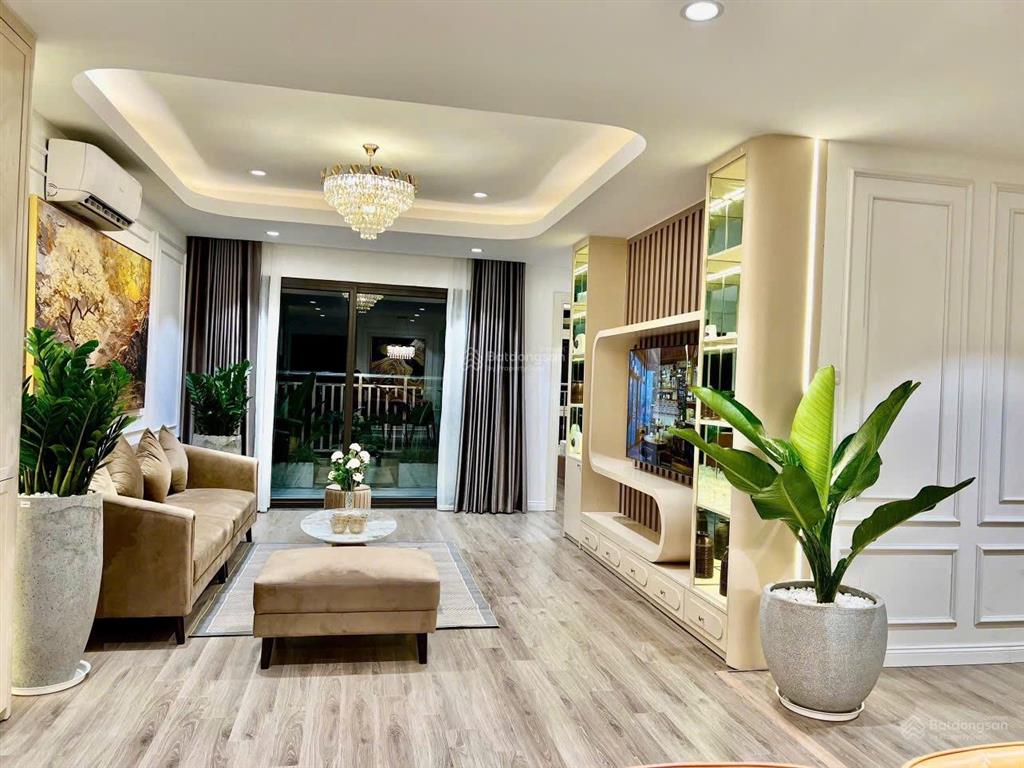 Bán nhanh 3pn mhdi lê đức thọ full nội thất sửa mới giá 7 tỷ. 0365 775 ***