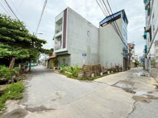 Đất 2 mặt tiền  diện tích 68m2  cạnh khu công nghiệp