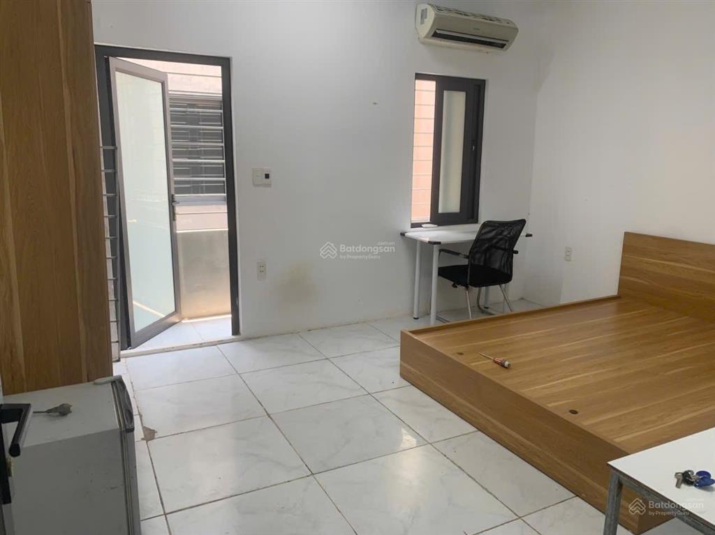 Cho thuê phòng khép kín 29m2 của căn nhà liền kề nằm trong khu đô thị văn phú  hà đông  hà nội