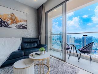 Cho thuê căn 2pn millennium, view bitexco, giá chỉ 18 triệu/tháng.