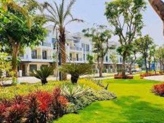 Cần bán gấp nhà phố verosa khang điền vị trí đẹp view công viên, giá tốt