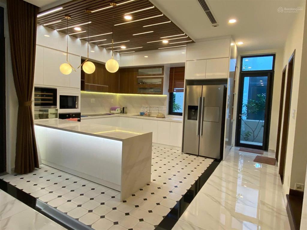 Bán biệt thự lucasta khang điền full nội thất, giá 25,5 tỷ.  0904 936 ***