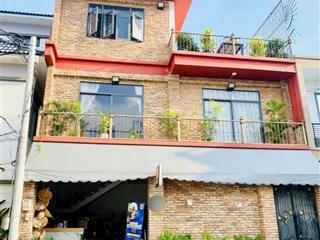 Cho thuê nhà nguyên căn gồm 1 trệt 2 lầu 6 phòng ngủ 3wc  0937 008 ***