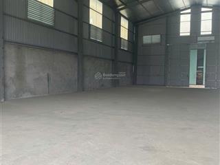 Cho thuê kho khu công nghiệp lai xá  hoài đức dt 300m  500m. cao 8m. mt 15m. giá 25tr