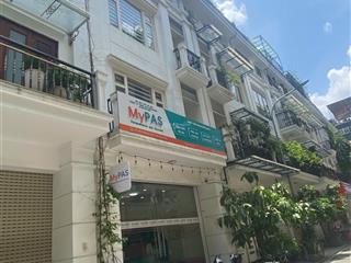Cho thuê liền kề 90 nguyễn tuân, thanh xuân, dt 75m2, 5.5 tầng, thông sàn, thang máy. giá 45tr