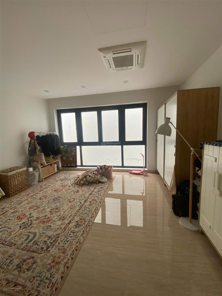 Cho thuê nhà kđt hoàng thành mỗ lao  nguyễn văn lộc. dt 120m2, 5 tầng, thang máy. giá 48tr