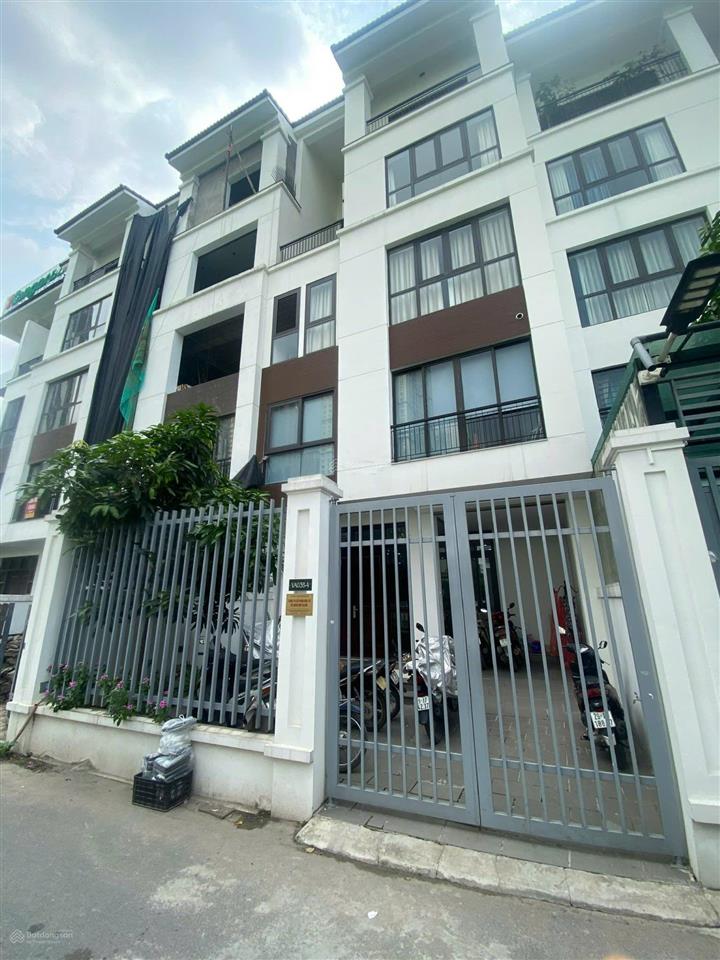 Cho thuê nhà kđt hoàng thành mỗ lao  nguyễn văn lộc. dt 120m2, 5 tầng, thang máy. giá 48tr