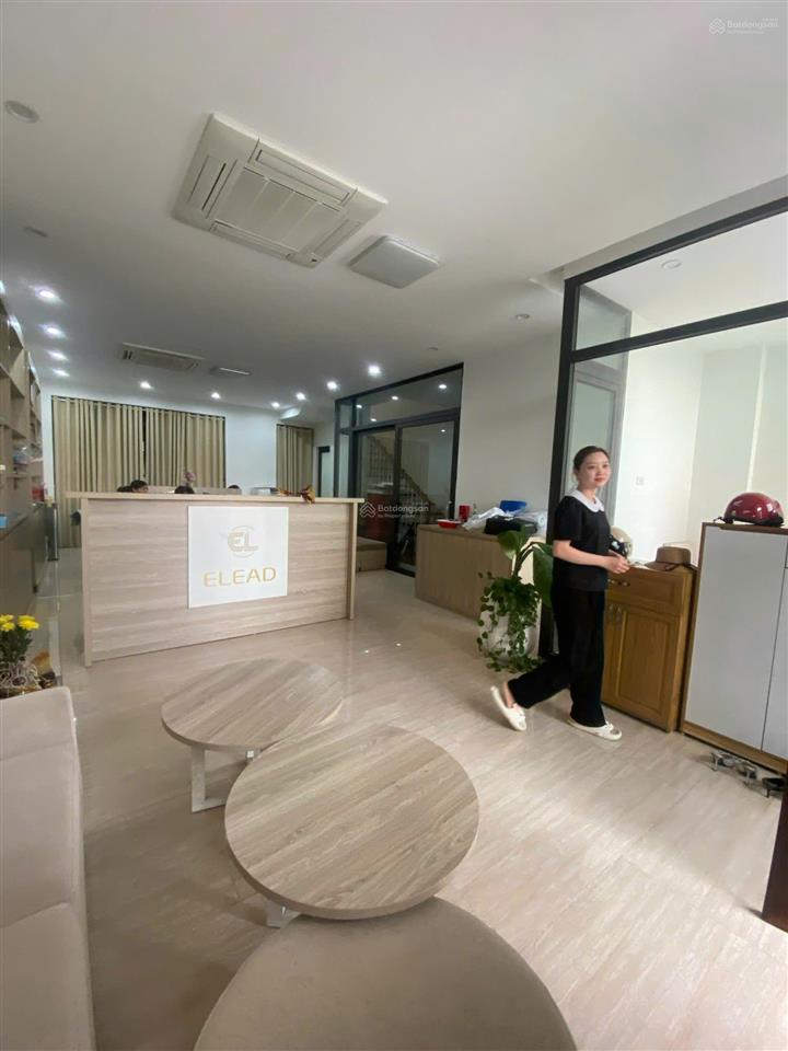 Cho thuê nhà kđt hoàng thành mỗ lao  nguyễn văn lộc. dt 120m2, 5 tầng, thang máy. giá 48tr