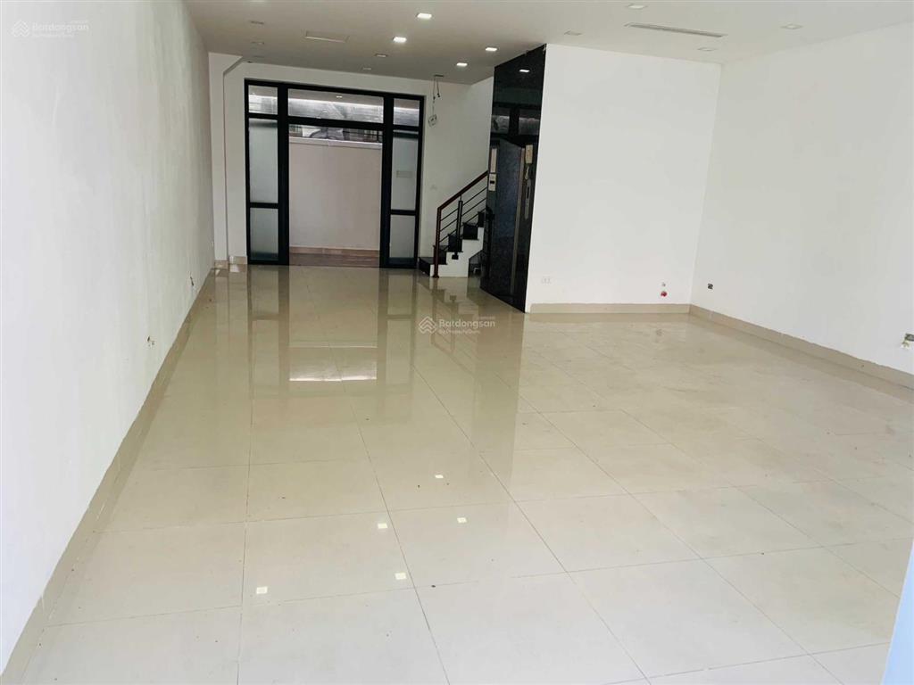 Cho thuê nhà mặt phố hàm nghi  nam từ liêm 93m², 5 tầng mt 6m. thông sàn. giá 85tr/th