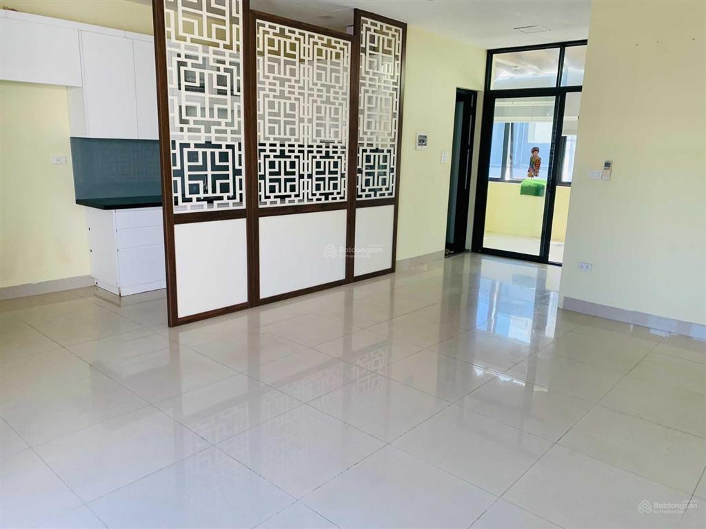 Cho thuê nhà mặt phố hàm nghi  nam từ liêm 93m², 5 tầng mt 6m. thông sàn. giá 85tr/th