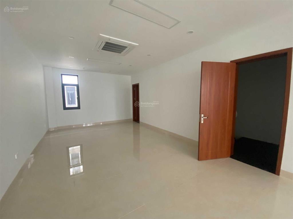 Cho thuê sh him lam vạn phúc  hà đông 95m2 7 tầng mặt tiền 6.5m. thông sàn, thang máy, giá 60tr