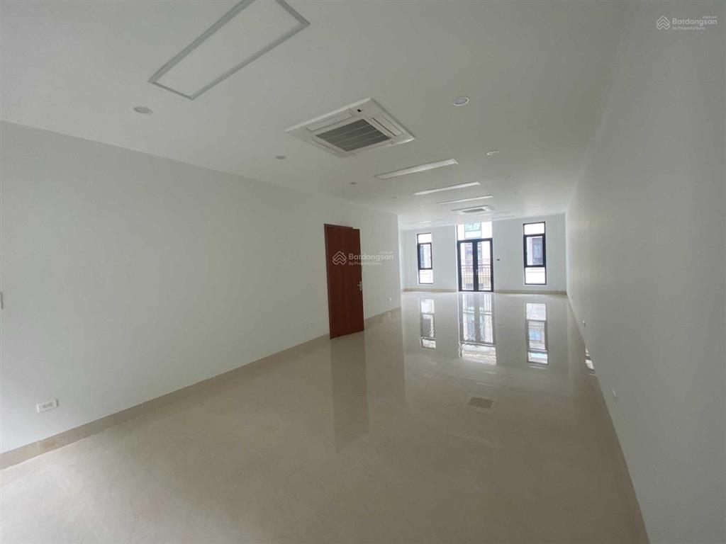 Cho thuê sh him lam vạn phúc  hà đông 95m2 7 tầng mặt tiền 6.5m. thông sàn, thang máy, giá 60tr