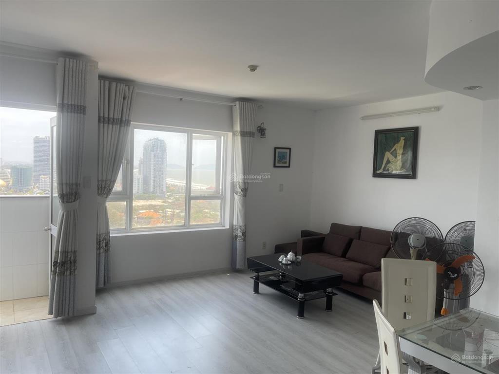 Bán căn osc land 58m2, 2pn, 2wc giá 2tỷ. call 0989 116 *** mr hà