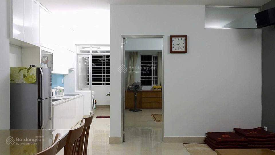 Bán cc coopmart 68m2,2pn,1wc giá 2,2tỷ.call 0989 116 *** mr hà.