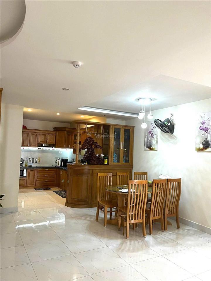 Bán căn góc seaview 137m2, 3pn, 2wc giá 3tỷ 550tr.call 0989 116 *** mr hà!