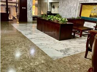 250m2, 12 tầng, 210 tỷ, mặt phố bà triệu, dòng tiền hơn 300 triệu/tháng.