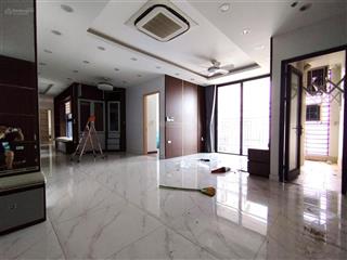 Bán căn hộ 146m2 tòa 34t hoàng đạo thúy chỉ 8,99 tỷ.  0967 401 *** nam