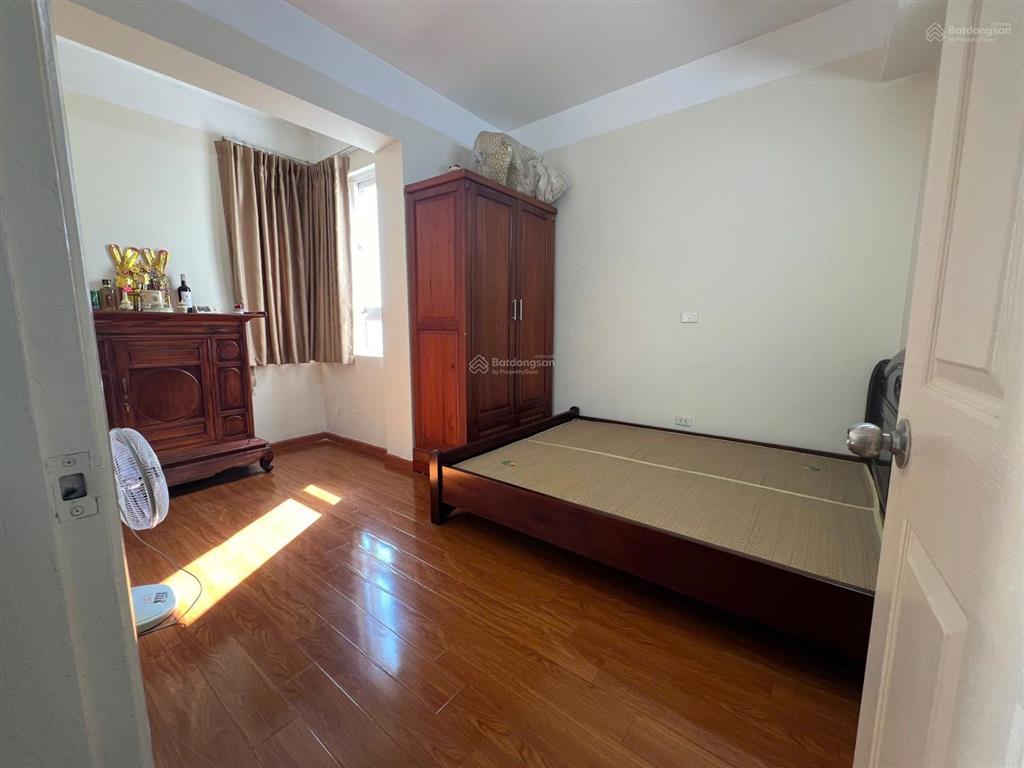 B14 kim liên  bán căn hộ mặt đường phạm ngọc thạch giá rẻ.  0967 401 *** nam
