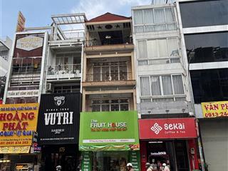 Bán nhà mặt tiền phan đình phùng, p17, quận phú nhuận. 4.9 x 19m. 1 trệt 3 tầng. sân thượng