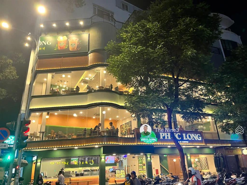 Góc 2mt phó đức chính + nguyễn công trứ, quận 1  7.2x20m  5 tầng  hđt 250 triệu  giá 75 tỷ