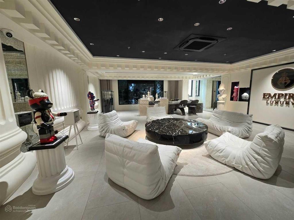 Toà nhà 2mt nguyễn thị minh khai, quận 3  6x20m  7 tầng  hđt 180 triệu  giá 58 tỷ