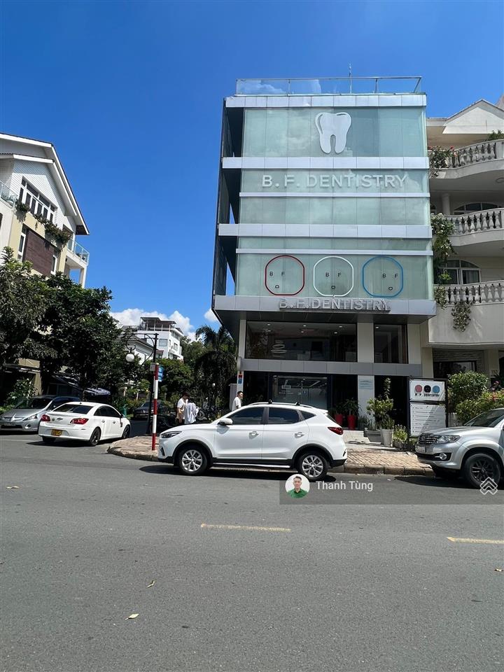 Tòa nhà góc 2mt trần hưng đạo, quận 1  8.5x18m  6 tầng  hđt 200 triệu  giá 60 tỷ