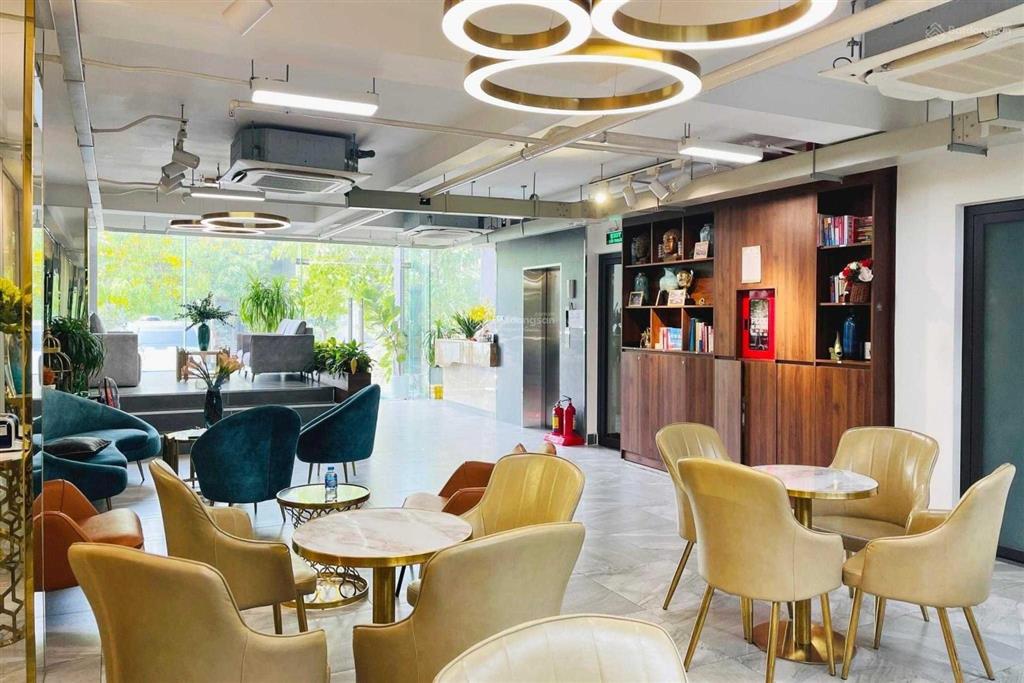 Góc 2mt nguyễn đình chiểu, quận 3  11x16m  5 tầng  cho thuê 150 triệu  giá 55 tỷ