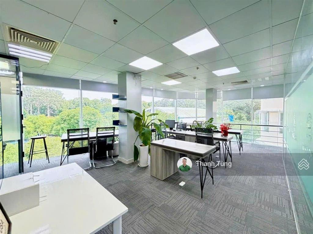 Vị trí rất đẹp  mt mạc đĩnh chi, quận 1  12x20m  5 tầng  hđt 300 triệu  giá 130 tỷ