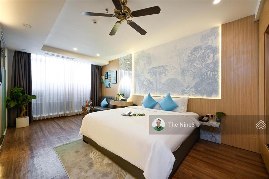 Hàng hiếm 102  mt ngay thủ khoa huân  nguyễn du, quận 1  21x30m  ct 2 hầm 14 tầng  giá 700 tỷ