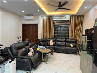 Cho thuê nhà phân lô khu vực phố ngọc khánh. 50m2 x 3t, có 3 phòng ngủ full đồ. 14tr/th. 0963 869 ***