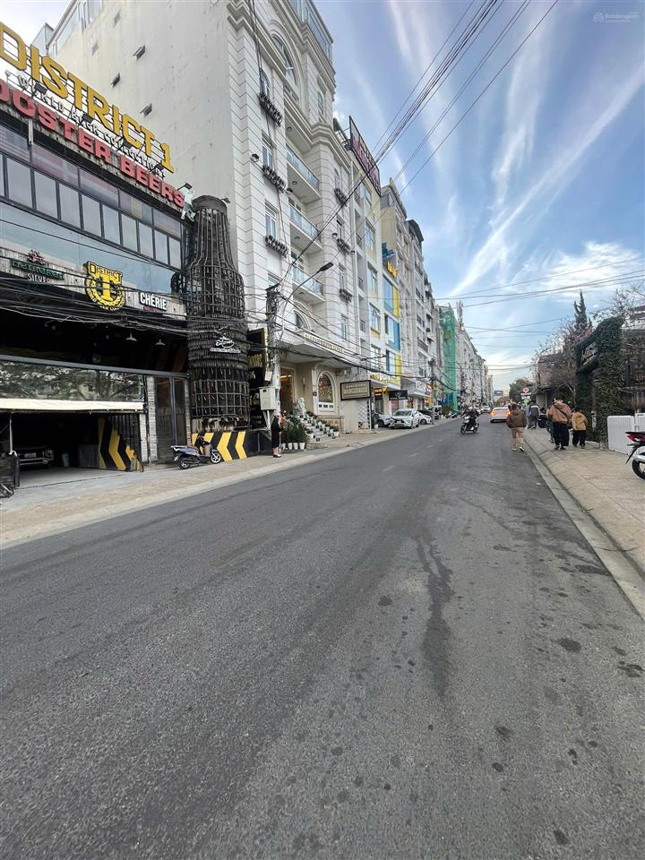 Cho thuê nhà mặt tiền đường nguyễn chí thanh, p1, đà lạt