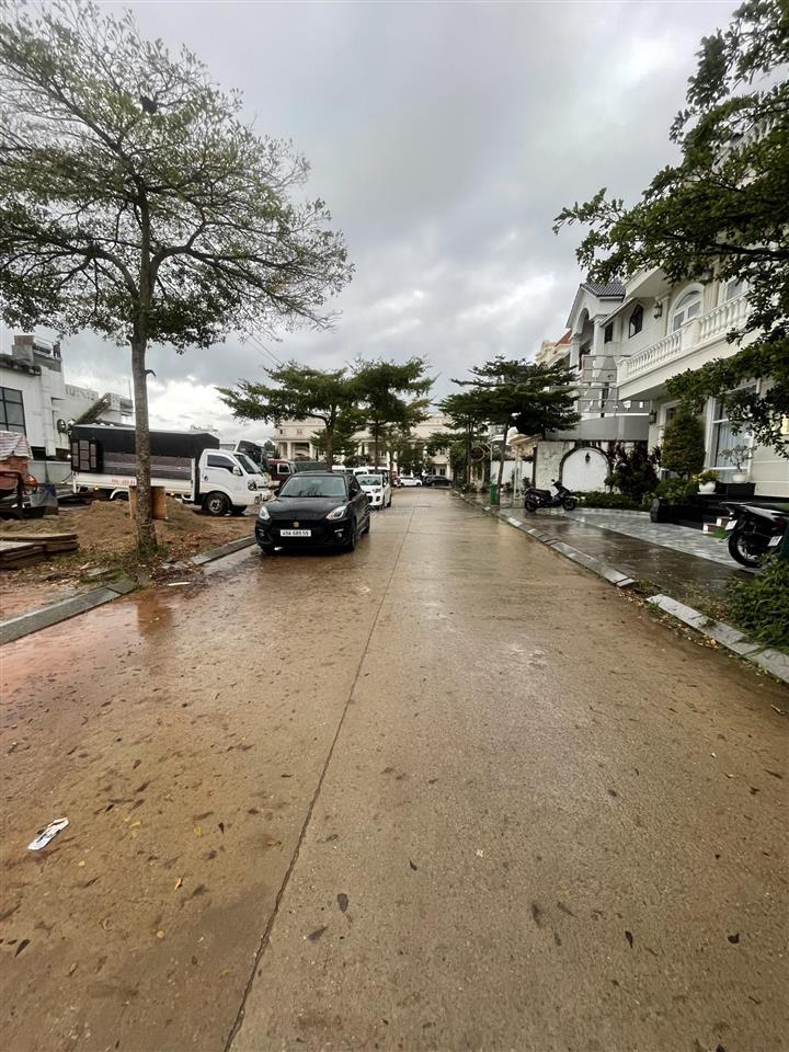 Bán biệt thự siêu đẹp rẻ nhất khu golf valley, p2, đà lạt