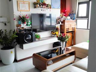 Bán căn hộ chung cư 2 ngủ view hồ tây  cầu nhật tân  diện tích 62m2 giá hơn 3 tỷ