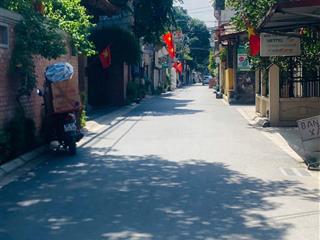 Cần bán đất đẹp tại võng la cách cầu thăng long 5 phút di chuyển  giá 2.9 tỷ thương lượng