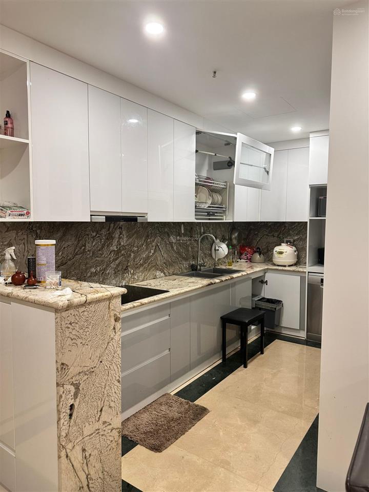 Golden field  bán quỹ căn 2pn tháng 12/2025 giá tốt, có slot xe, nội thất đẹp. chủ thiện chí bán